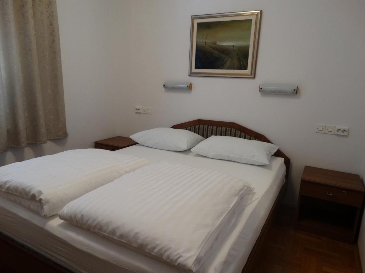 Apartments Kalina Йелса Екстериор снимка
