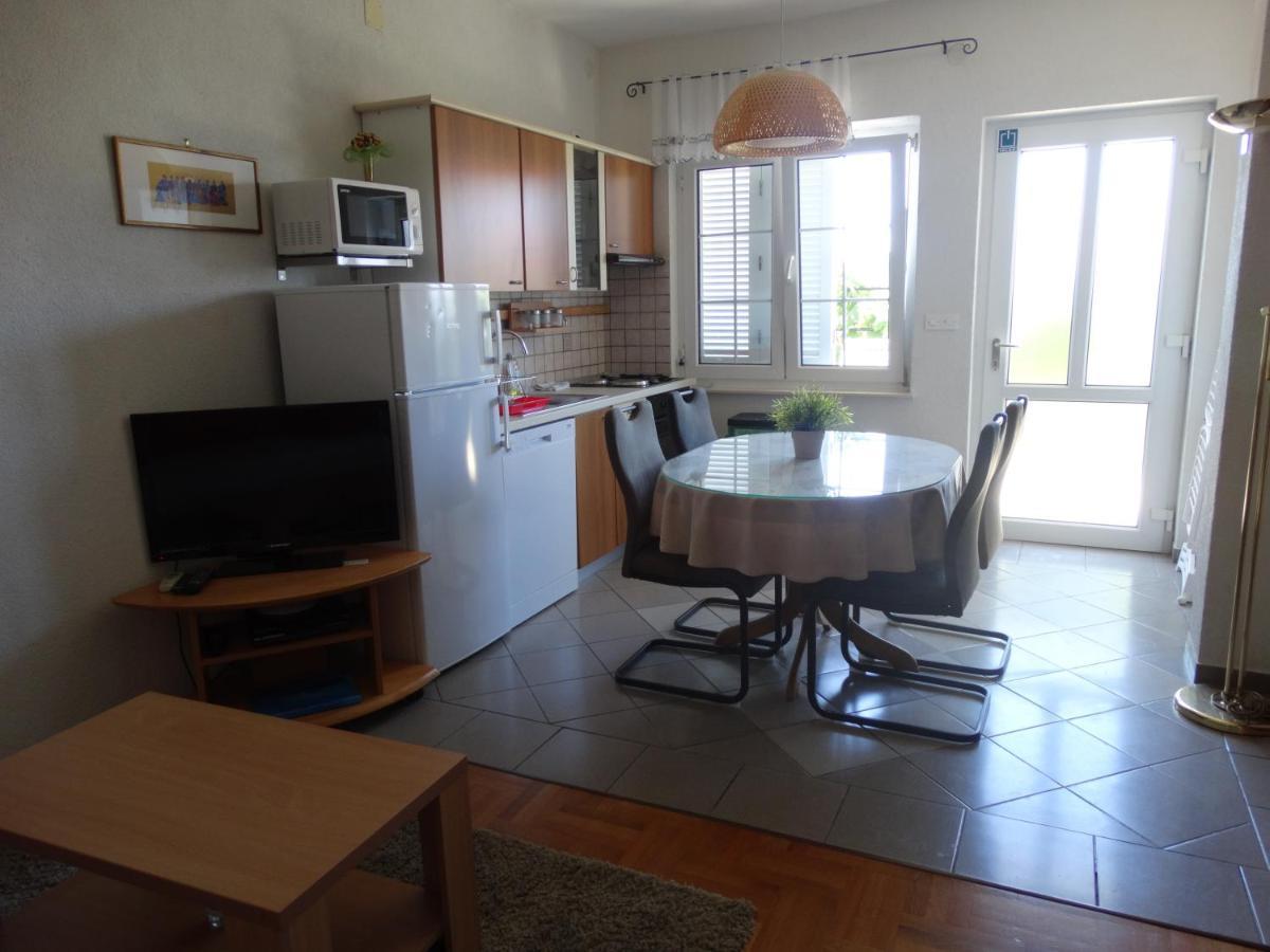 Apartments Kalina Йелса Екстериор снимка
